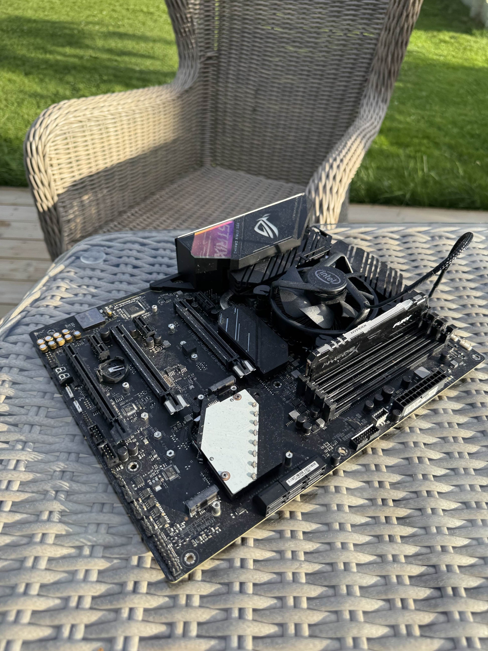 Z490-E Strix Gaming